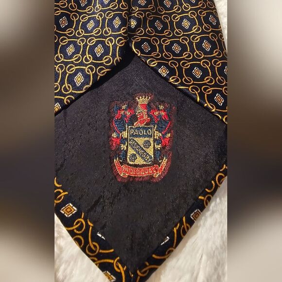 Paola Gucci Necktie 100% Silk Made In ITALY Rich Gold And Navy - Picture 5 of 6